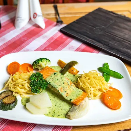 מלון Oberwirt 3*